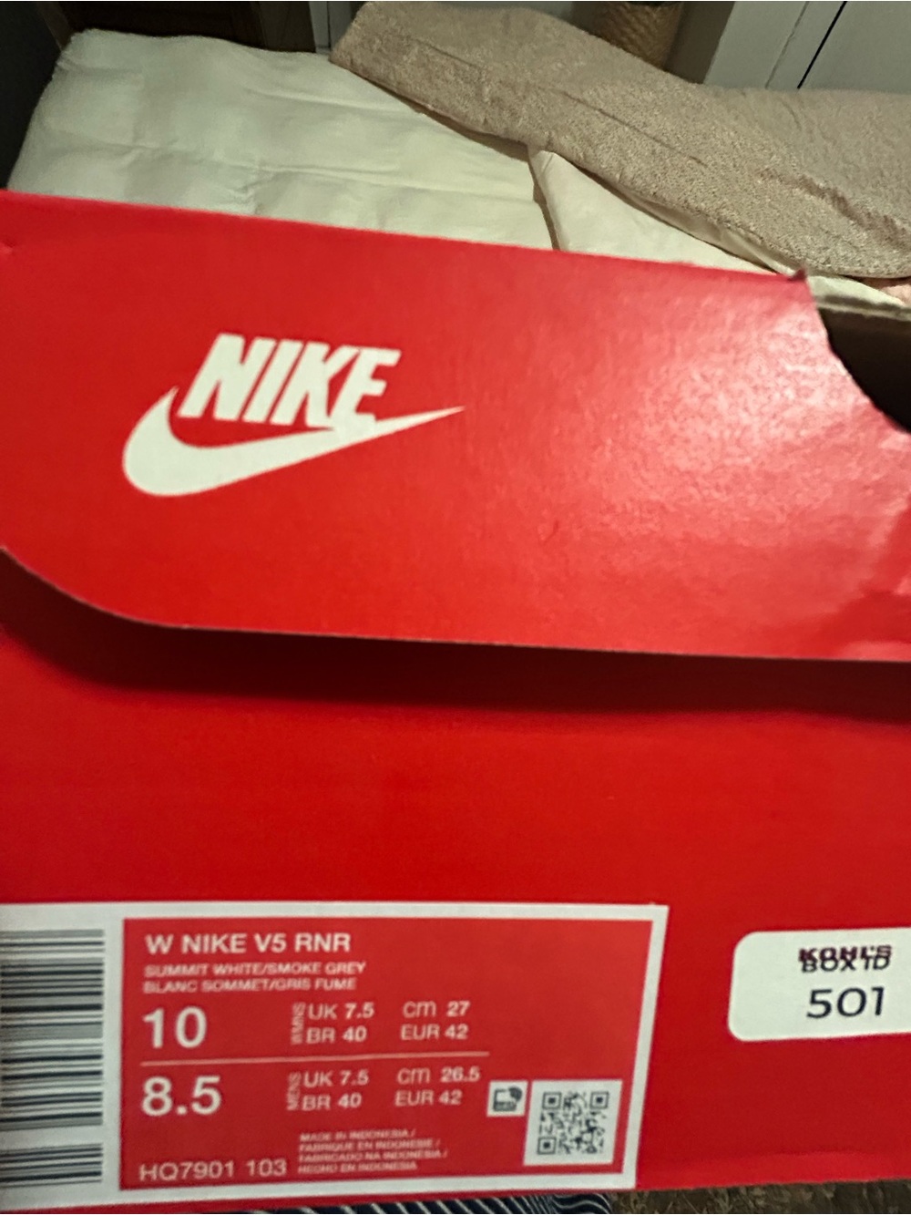 Nike White Silver Gray Mesh Trail-Runner Sneakers - Picture 5 of 5